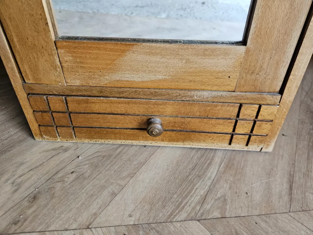 armoire de toilette art déco